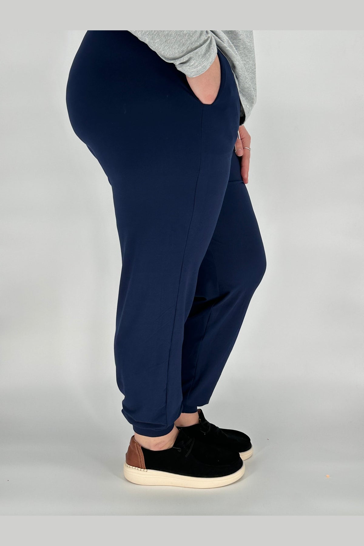 Navy Joggers w/ Pockets