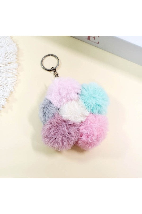 Fuzzy Daisy Keychain