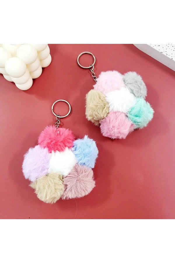 Fuzzy Daisy Keychain