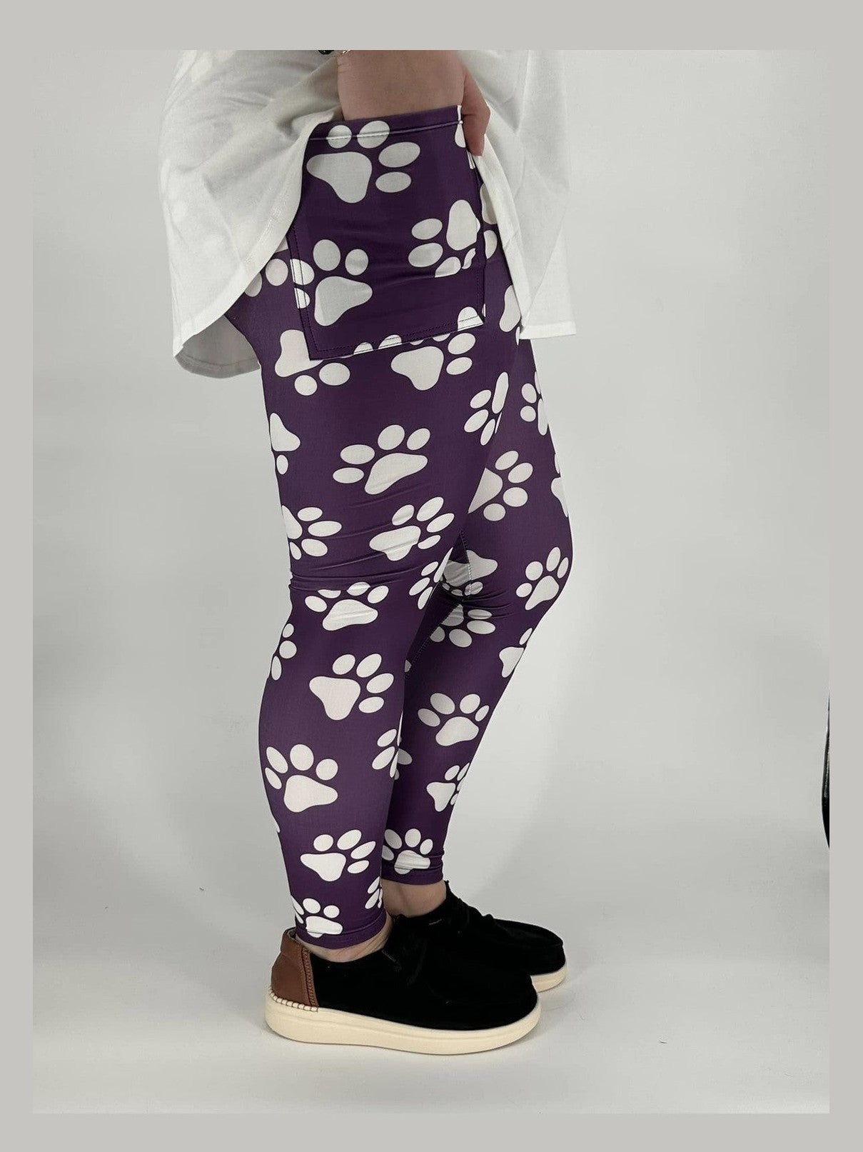 Plum Paw Leggings w/ Pockets