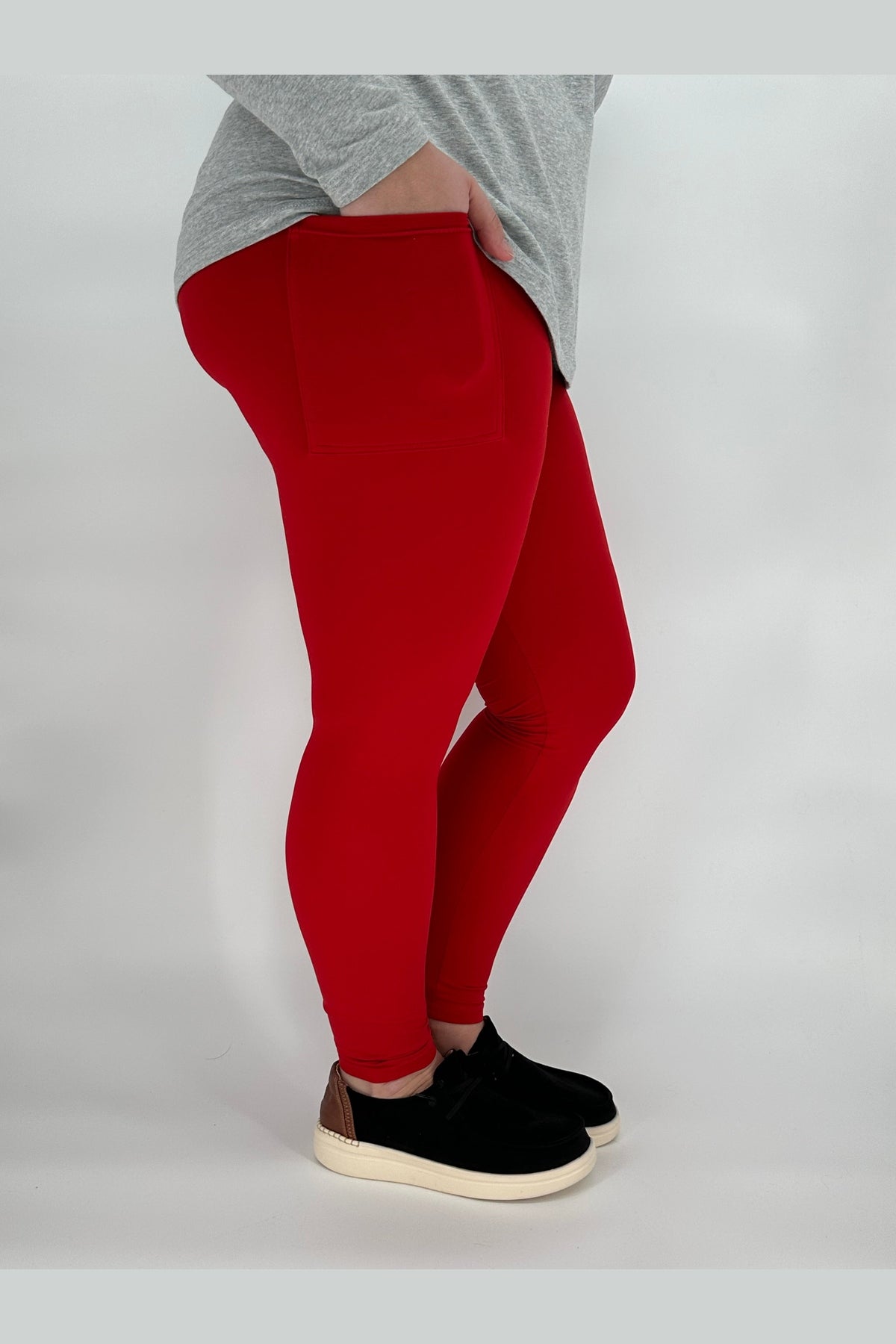 Red Leggings/Capri w/ Pockets