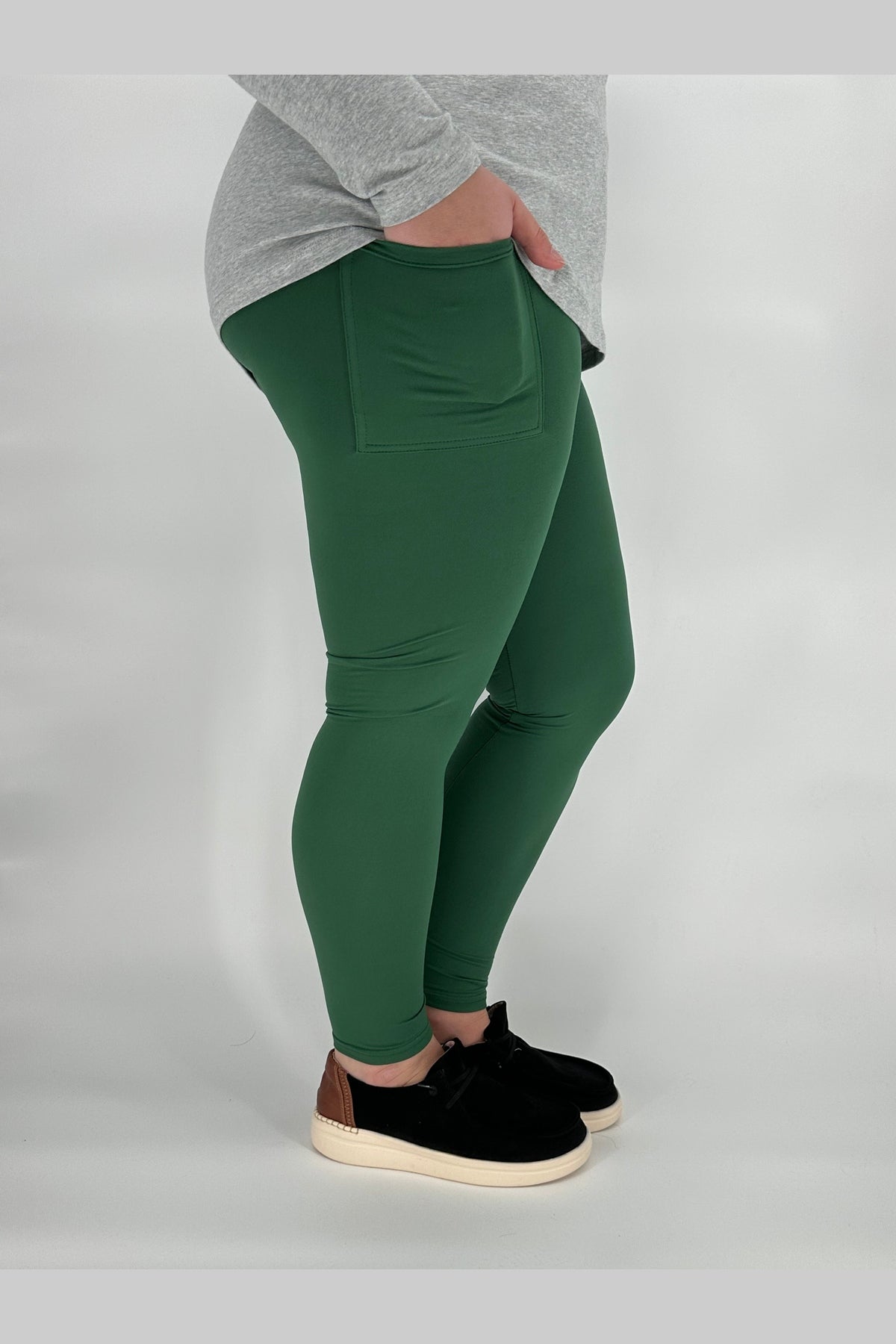 Pine Green Leggings/Capri w/ Pockets