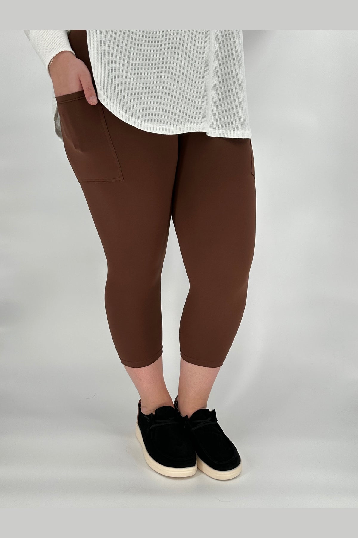 True Brown Leggings/Capri w/ Pockets