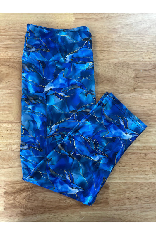 Glass Dolphin Capri w/ Pockets