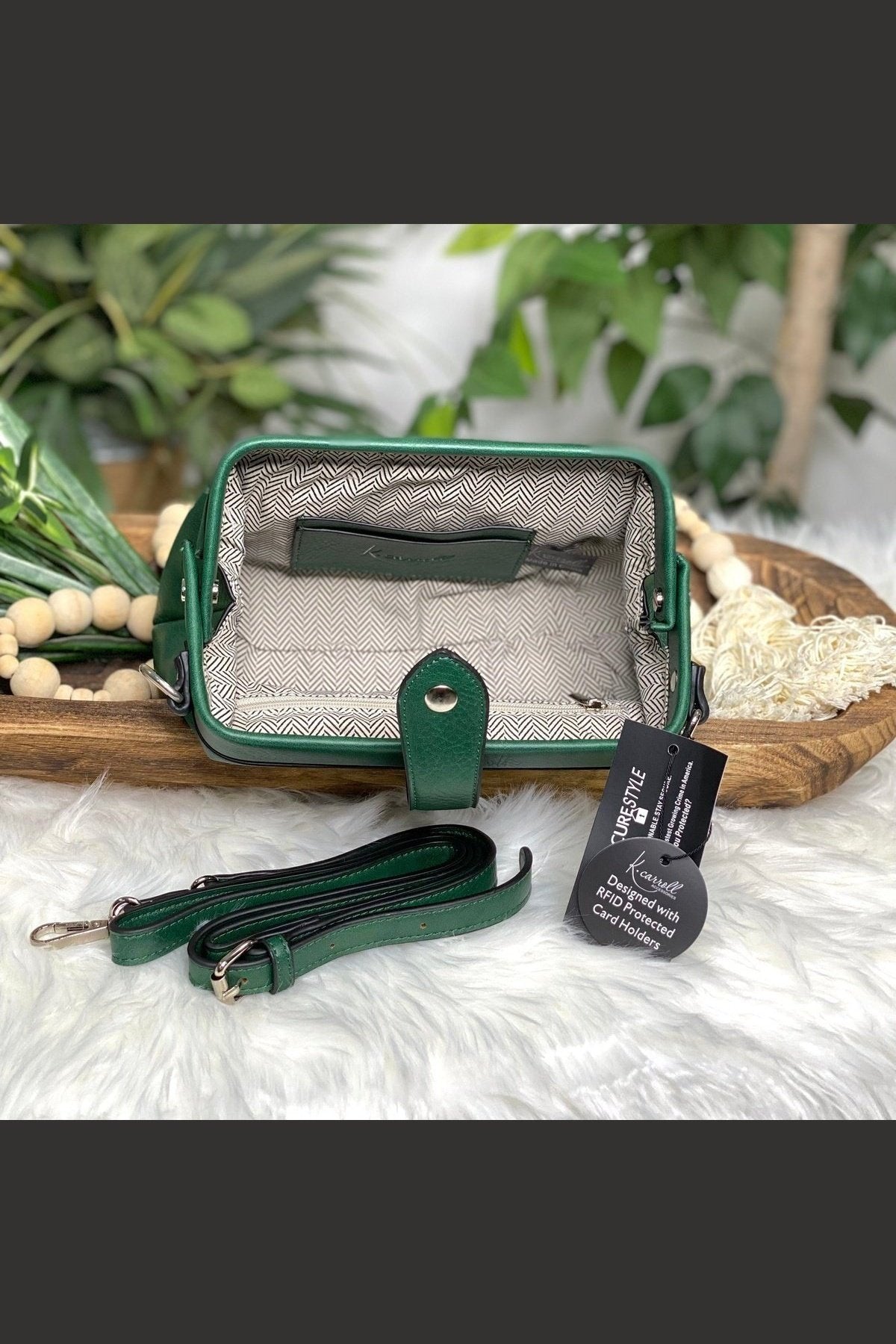 Maple Crossbody Purse in Emerald