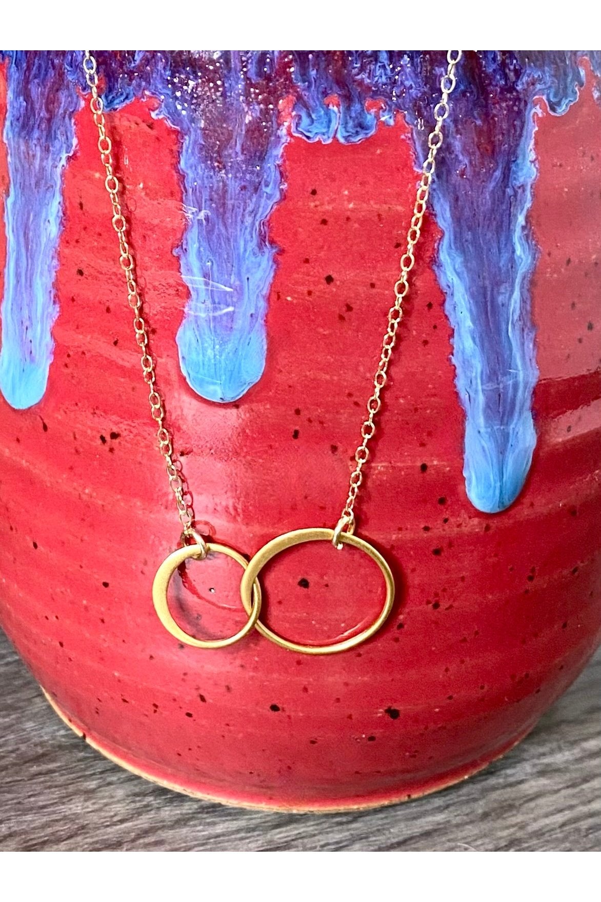 Two Intertwined Circle Necklace in Gold